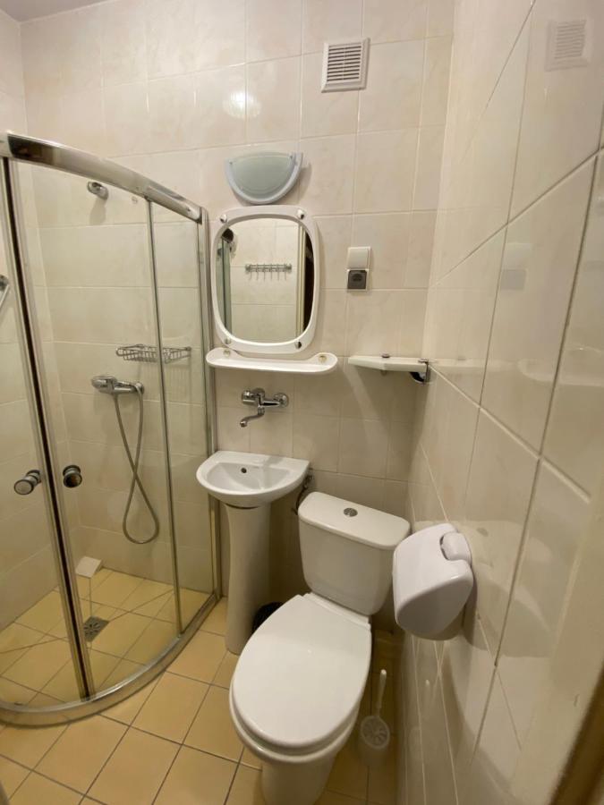 Ow Duet Hotel คาร์ปัตซ์ ภายนอก รูปภาพ